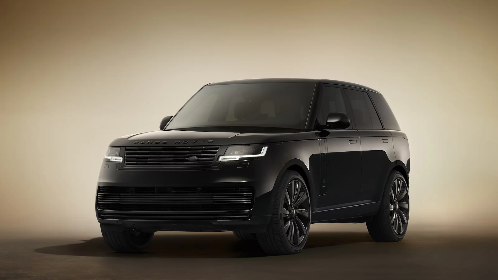 Range Rover GT: Luksusa Krosovers, Kas Aizmiglo Robežas Starp Sedanu un SUV