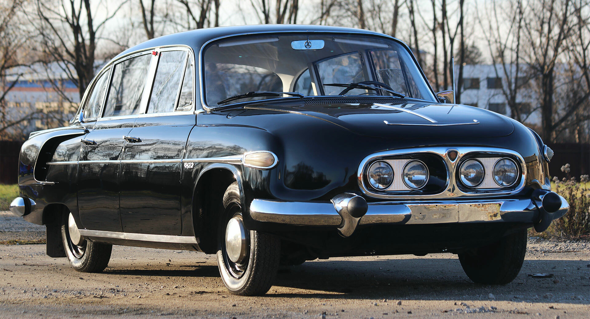 Tatra 603: Avangards ar Valsts Noslēpumu Garšu