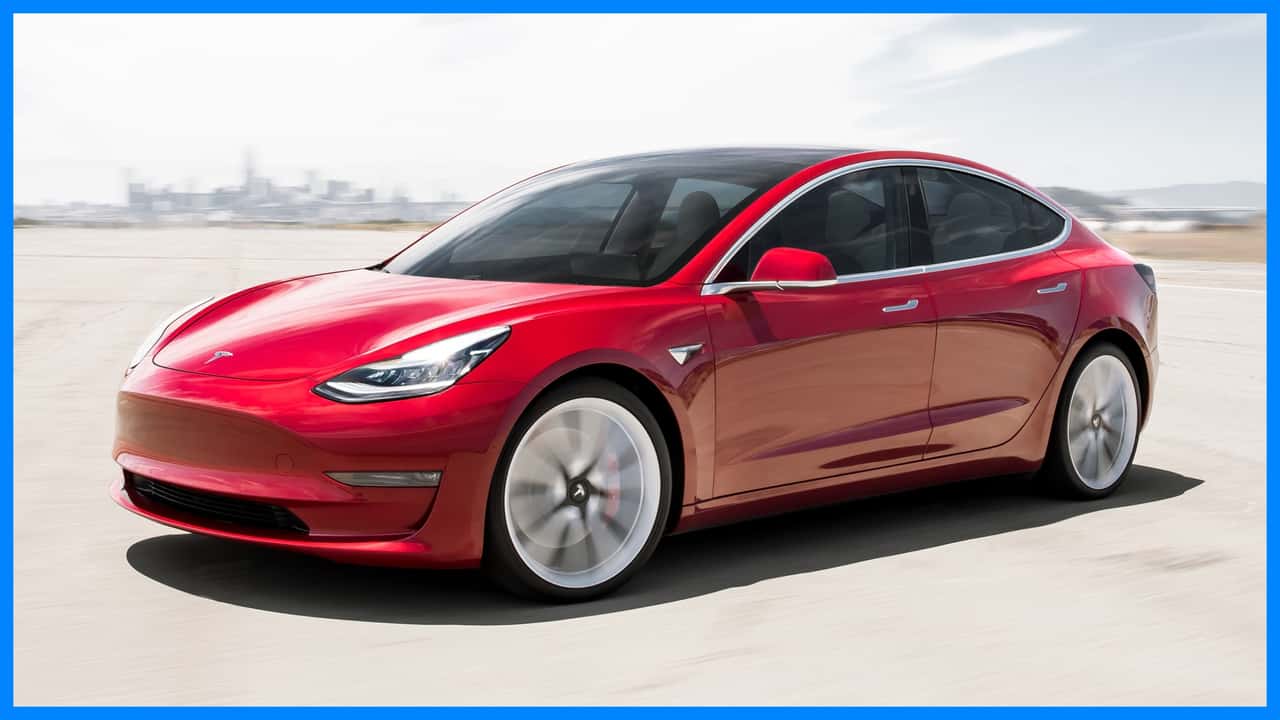 Kāpēc elektroauto dīvaini dungo pie zema ātruma? Tas glābj dzīvības!