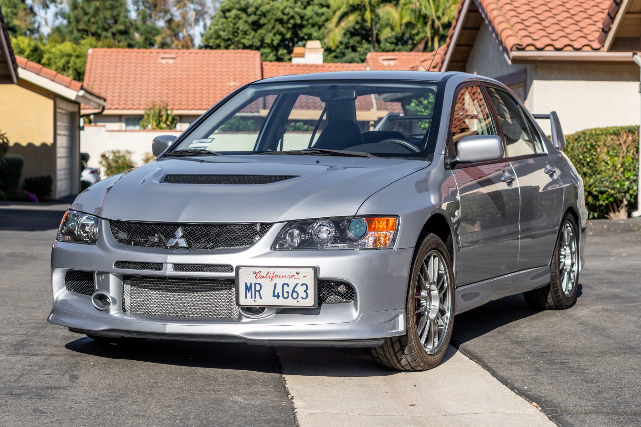Mitsubishi Lancer Evolution IX: Leģenda, kas nepadodas laikam